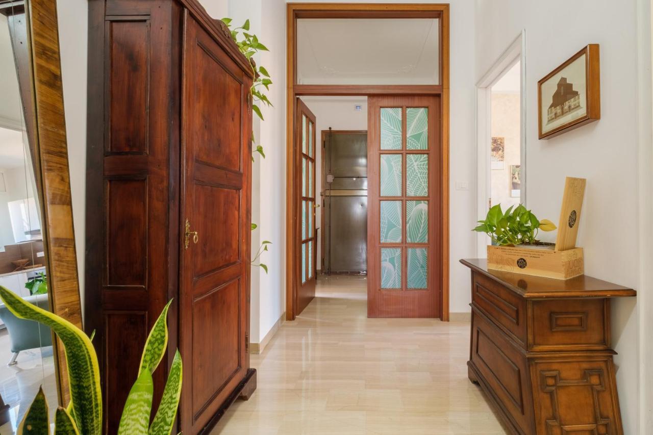 Fabula Rooms 3 Suites With Private Bathroom Bologna Exterior photo