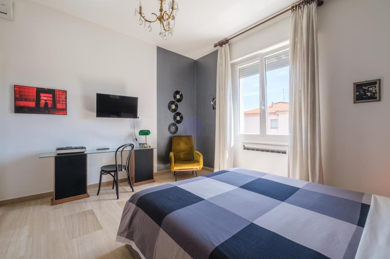 Fabula Rooms 3 Suites With Private Bathroom Bologna Exterior photo